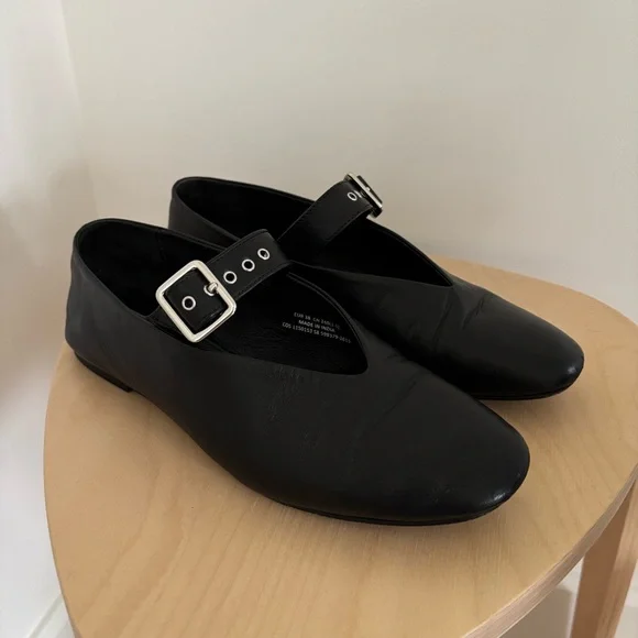 COS Buckle Ballet Flats Black Leather Mary Jane Shoes Size 38 7/7.5 - Picture 2 of 8